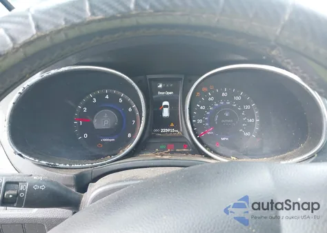 2013 Hyundai Santa Fe Sport 2.0T z USA, uszkodzony, nr VIN 5XYZU3LA8DG118864